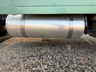 Peterbilt 389 Left Fuel Tank
