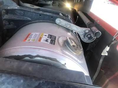 Peterbilt 579 Right Fuel Tank