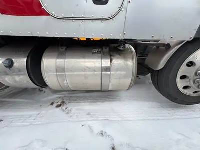 Peterbilt 579 Left Fuel Tank