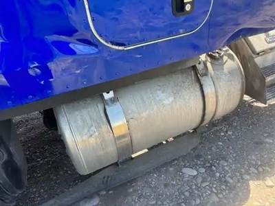 Peterbilt 579 Left Fuel Tank