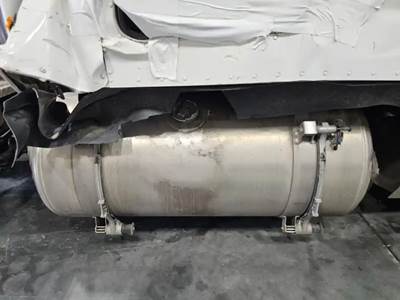 Peterbilt 579 Right Fuel Tank
