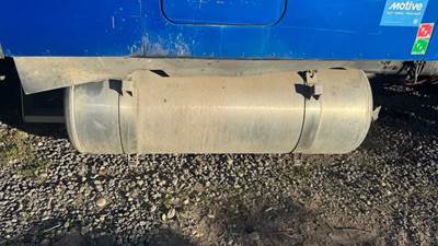 Peterbilt 579 Right Fuel Tank