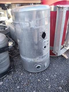 Peterbilt Left Fuel Tank