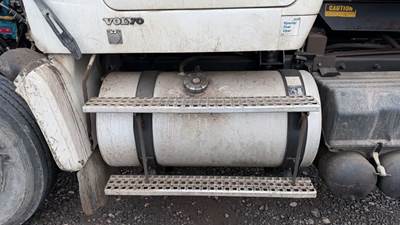 Volvo AUTOCAR ACL64 Left Fuel Tank