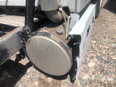 Volvo VNL Right Fuel Tank