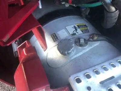 Volvo VNL Left Fuel Tank