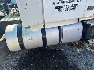 Volvo VNL Right Fuel Tank