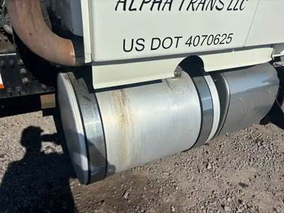 Volvo VNL Right Fuel Tank