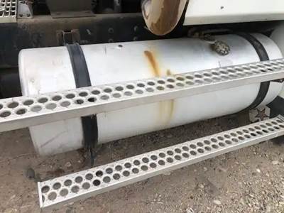 Western Star 4900 Right Fuel Tank