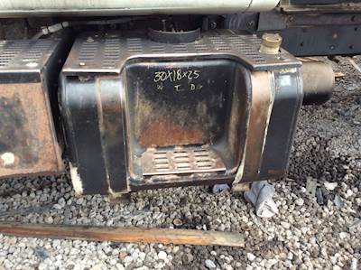 Chevrolet Left Fuel Tank for a 1994 Chevrolet C70 Kodiak