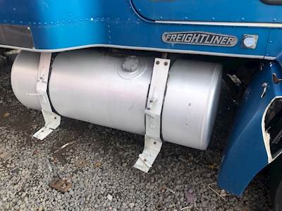 Freightliner FLD112 Right Fuel Tank