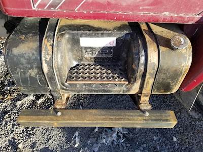 International S1800 Right Fuel Tank
