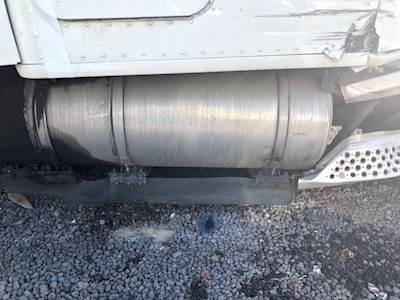 Kenworth T680 Right Fuel Tank