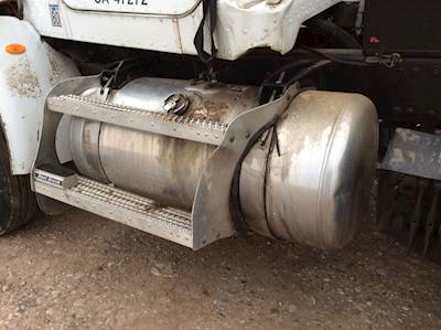 Peterbilt 367 Left Fuel Tank