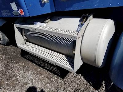 Peterbilt 386 Right Fuel Tank