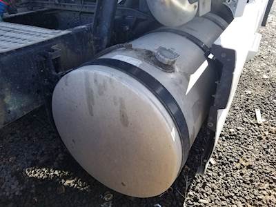 Volvo VNL Right Fuel Tank