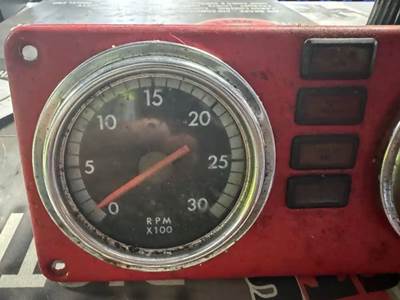 Freightliner FLD120 Gauge