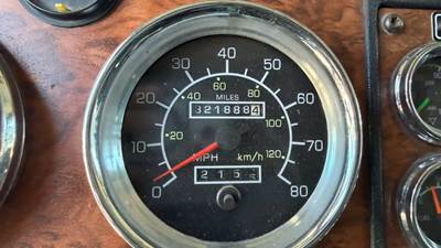 Used 1999 Kenworth T600 Speedometer Gauge