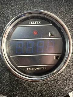 2001 Kenworth T800 Digital Tachometer Gauge