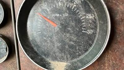 2005 Kenworth W900 Tachometer Gauge