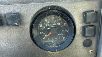 1999 Mack RD688S Speedometer Gauge