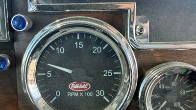 Used 2000 Peterbilt 379 Tachometer Gauge