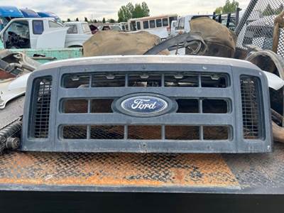 Ford F-350 Grille