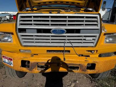 Ford F-800 Grille for a 1985 Ford F800