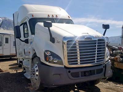 Freightliner Cascadia 125 Grille