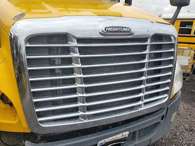 Freightliner Cascadia 125 Grille