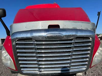 Freightliner Cascadia 125 Grille