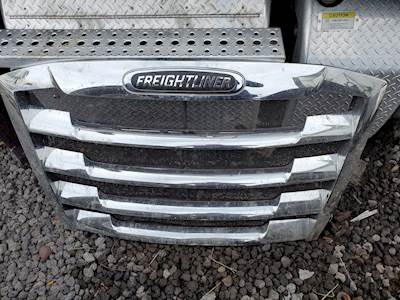Freightliner Cascadia Grille for a 2018 Freightliner Cascadia 123
