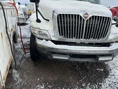 International DuraStar 4300 Grille