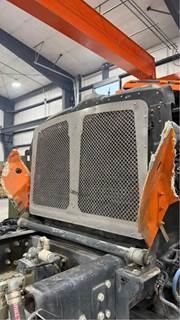 Kenworth T400 Grille