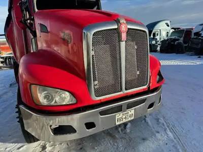 Kenworth T660 Grille