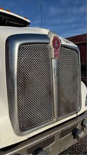 Kenworth T660 Grille