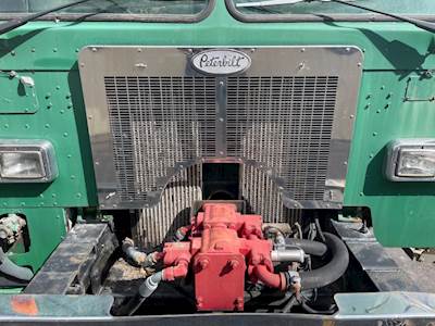 Peterbilt 320 Grille