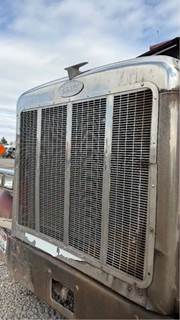 Used 1995 Peterbilt 378 Grille Insert Assembly