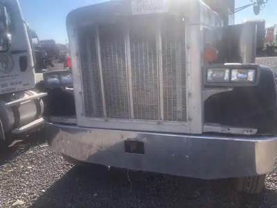 Peterbilt 379 Grille
