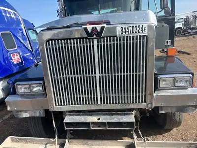 Western Star 4900 Grille