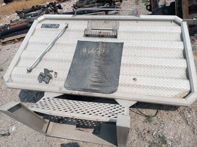 ProTech Headache Rack for a 2019 Kenworth T800