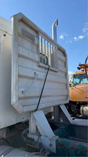 ProTech Headache Rack for a 2006 Kenworth T800