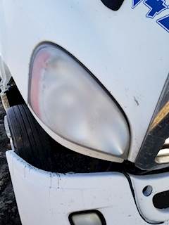 Freightliner Cascadia 125 Headlight Assembly