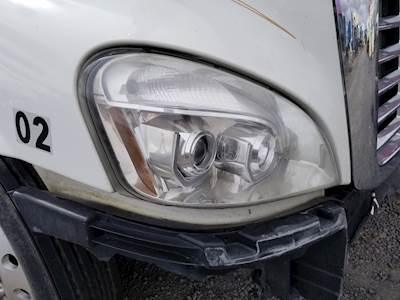 Freightliner Cascadia 125 Headlight Assembly