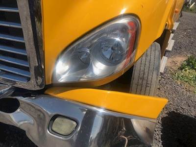 Freightliner Cascadia Headlight Assembly