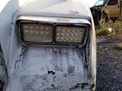 Freightliner FLD120 Headlight Assembly
