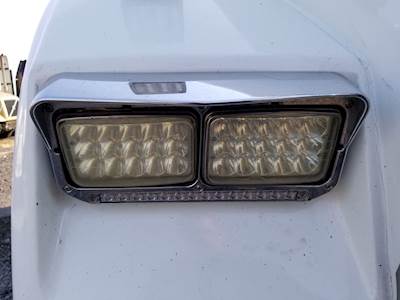 Freightliner FLD120 Headlight Assembly