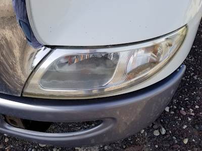 International 8600 Headlight Assembly