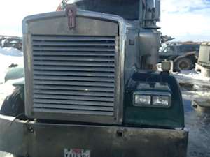Kenworth W900 Headlight Assembly