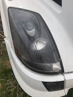 Volvo VNL Headlight Assembly